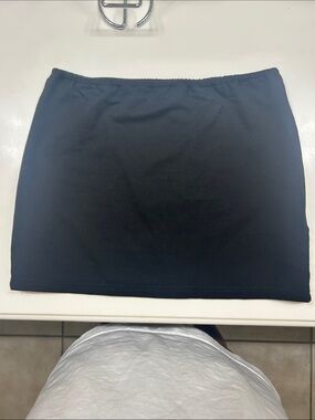 Edikted Black Stretch Mini Skirt